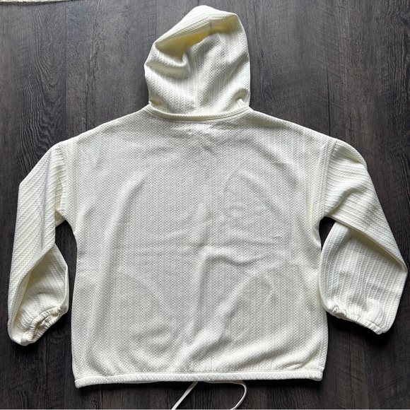 Max Studio | Textured Ribbed Balloon Sleeve Drawstring Waist Hoodie NWT Medium - Picture 4 of 9